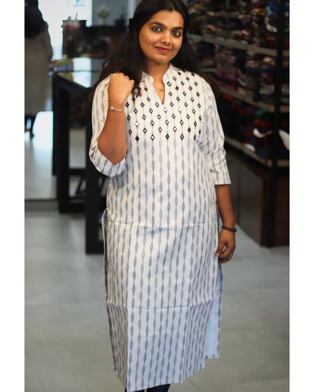 Cotton Kurti with mirror work - Thelashonline